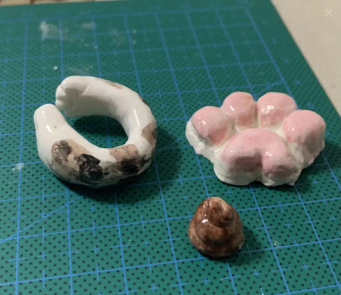 石塑粘土做的戒指、猫爪、屎